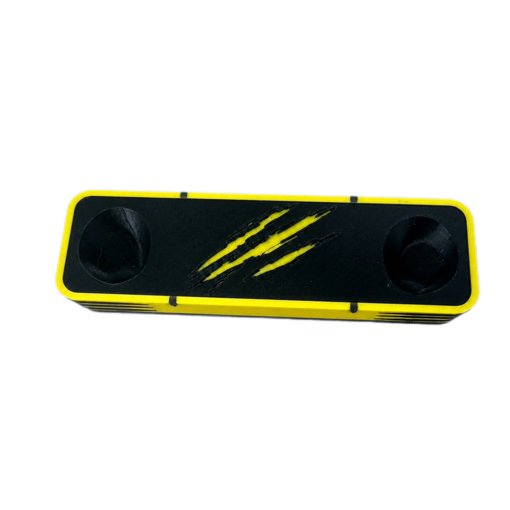 Wolverine Inspired PS5 DualSense Controller Stand – Yellow & Adamantium Silver